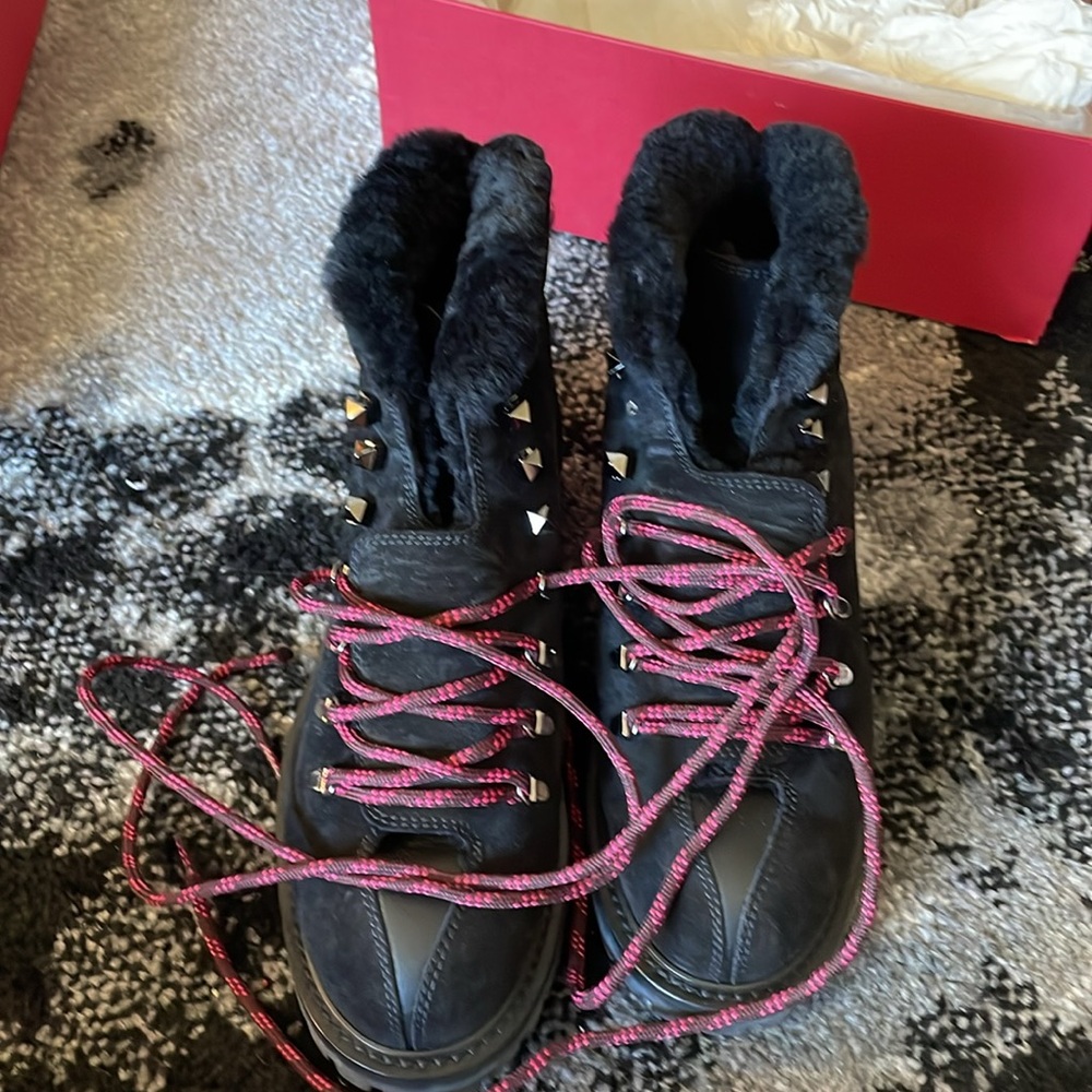 Valentino Black Suede and Shearling Combat Hiking Boots 38.5 - Damaged